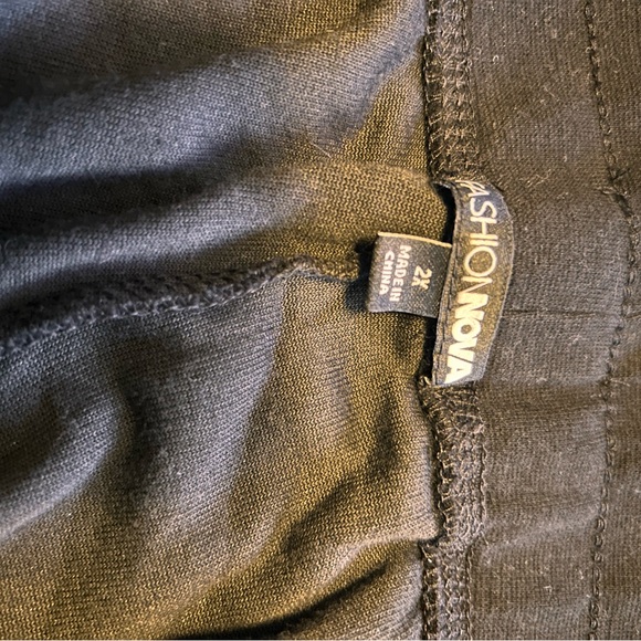 Fashion Nova Sweat Pants - Picture 4 of 4